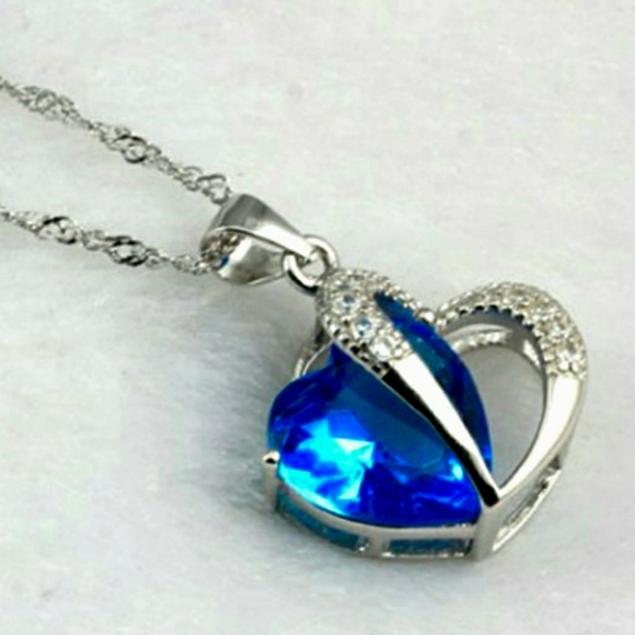 NEW 925 Sterling Silver Crystal Blue Heart Pendant Necklace - Picture 2 of 3